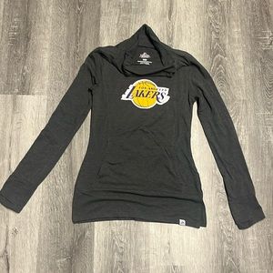 NWOT women lakers fit shirt